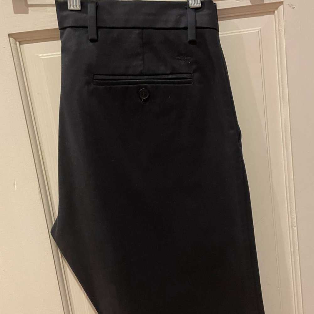 Dockers Flat Front Black Signature Khakis Pants Flex Comfort 33x30 Worn Once